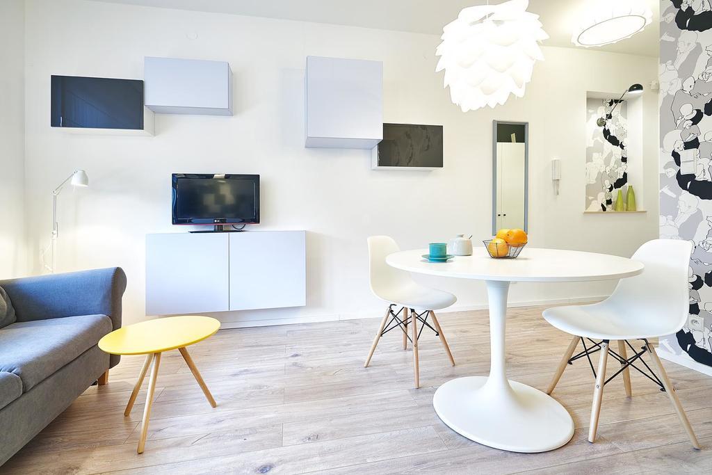 Praga Apartment Warschau