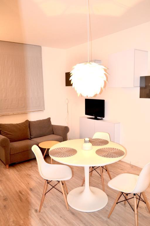 Praga Apartment Warschau
